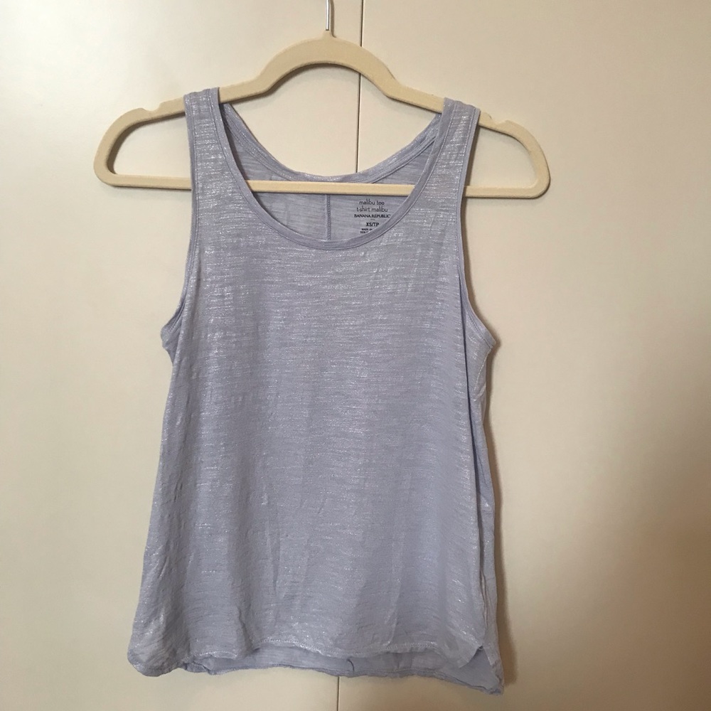 ⭐️4/$20⭐️Banana Republic Malibe Tee XS